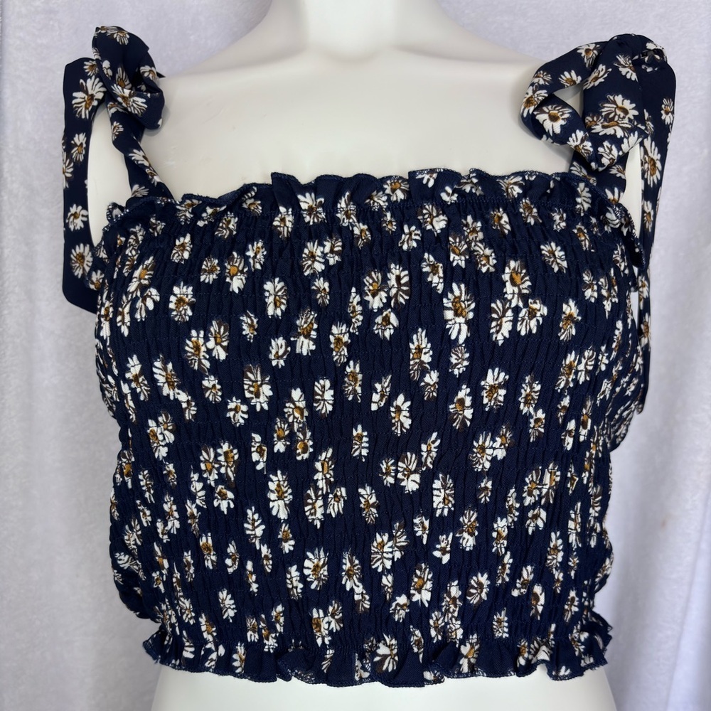 Shein Smocked Crop Top Floral‎ Tie Strap Sleeveless Casual Blue Size M